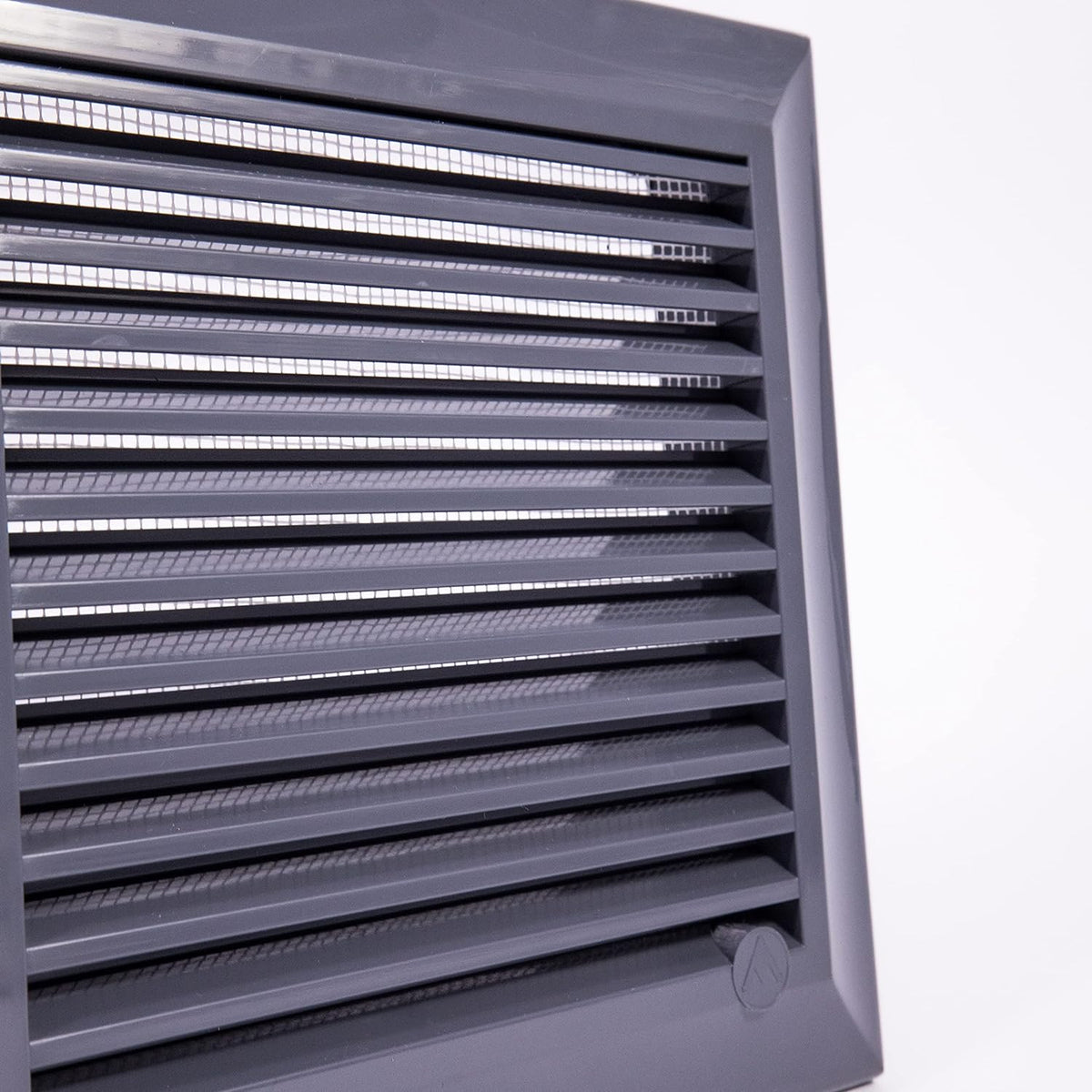 Louvre Vent Graphite Duo Smart 140/210 140mm X 210mm With Fly Mesh