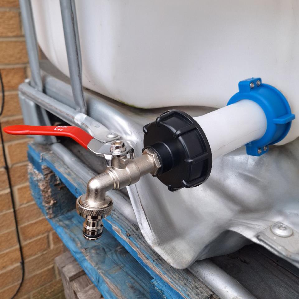 IBC S60x6 M-F Extender Swivel with S60X6 Cap and Quick Connect Lever Tap ¾” BSP