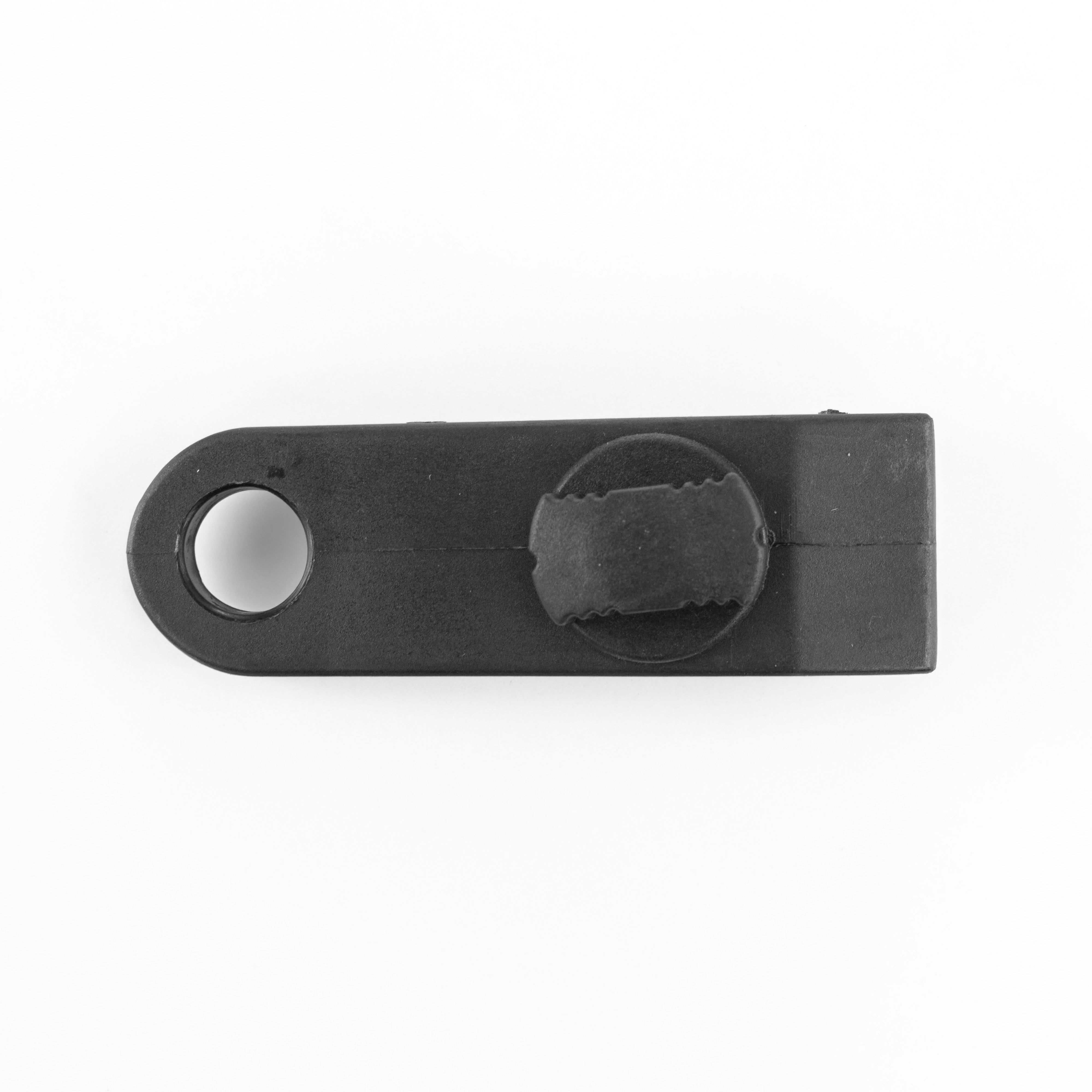 White M-Grade Tarpaulin with 10m of 6mm Bungee Rope and 10 x Screw Type Tarp Clips