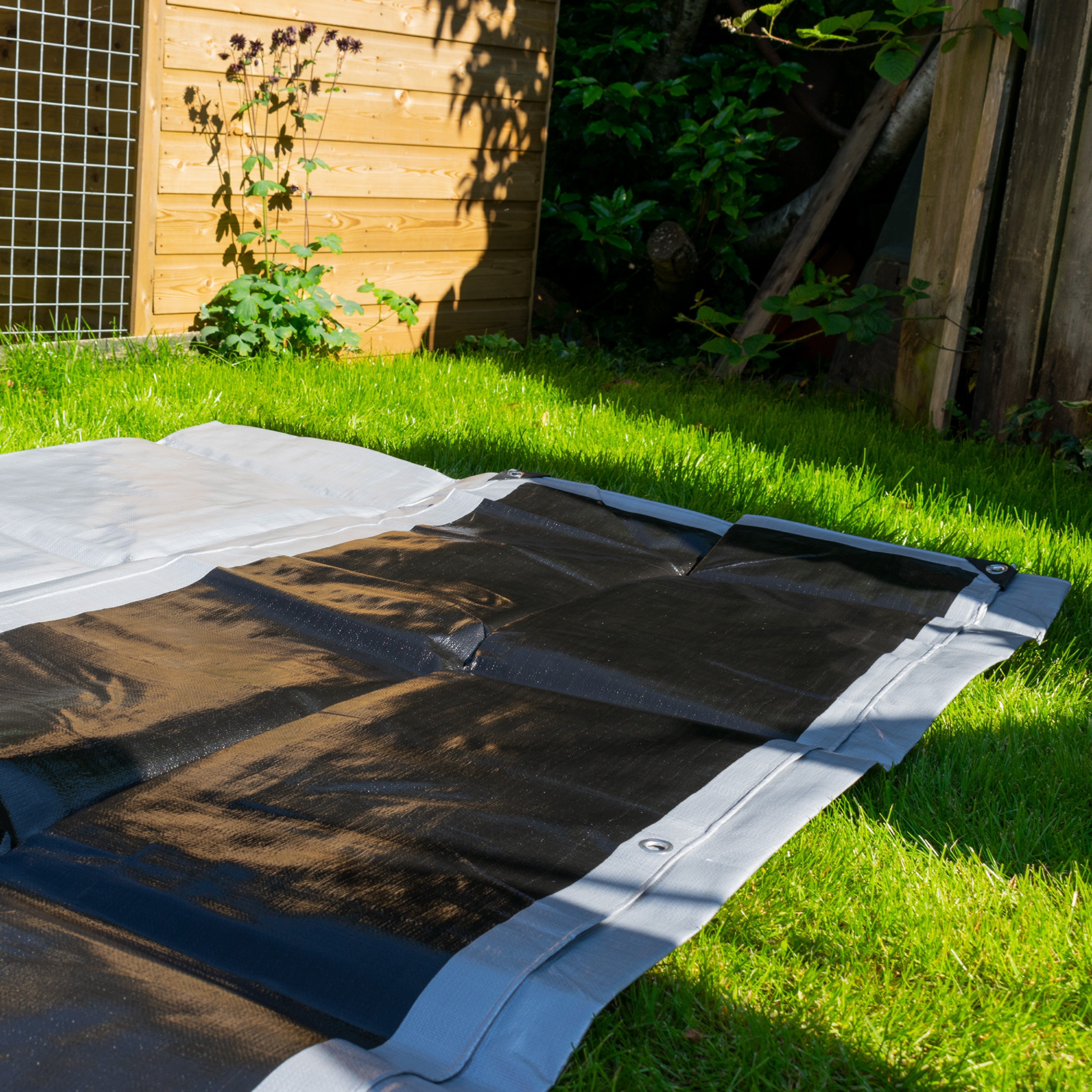 Silver XL-Grade Tarpaulin with 10m of 6mm Bungee Rope and 10 x Slide Type Tarp Clips