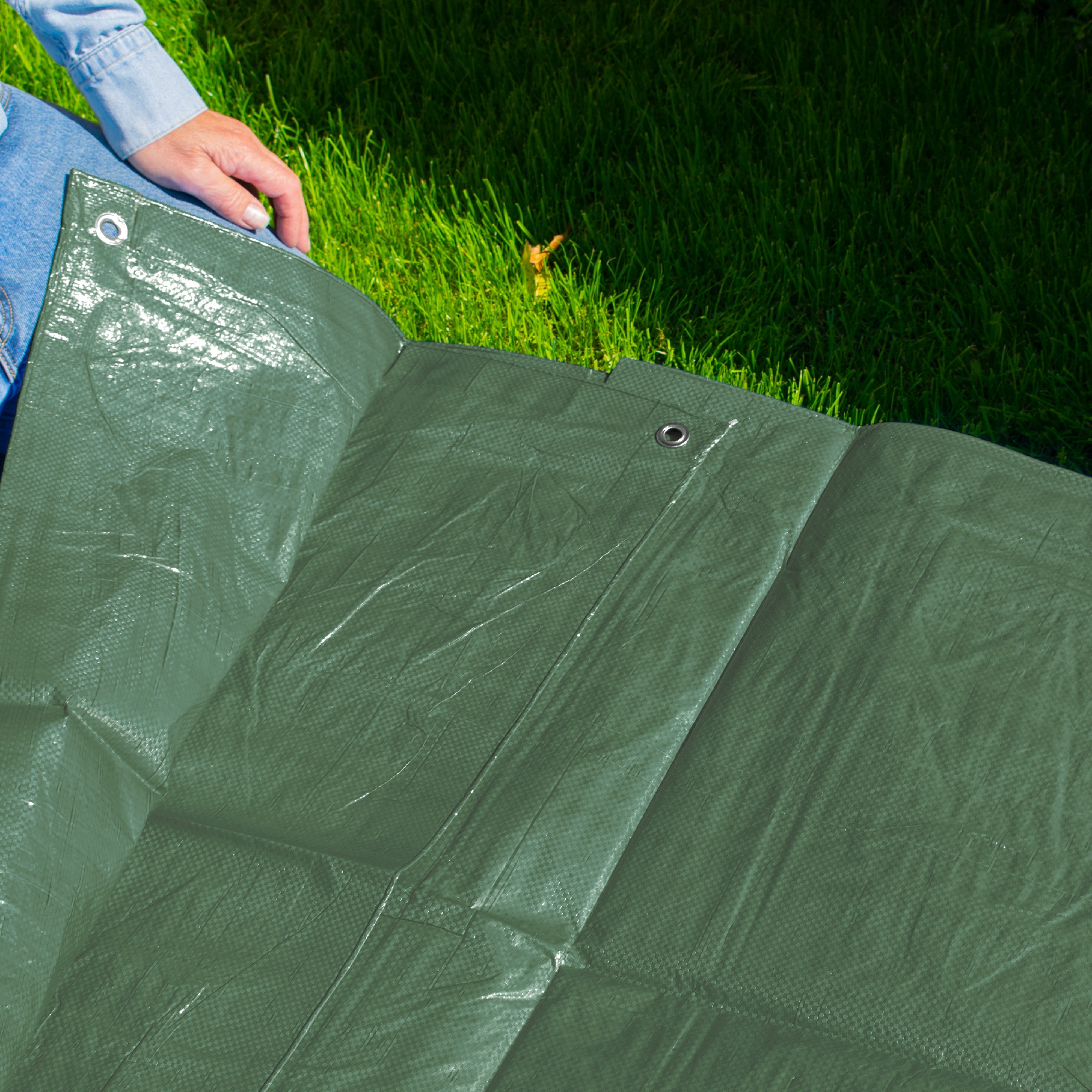 Green M-Grade Tarpaulin 1m x 1m